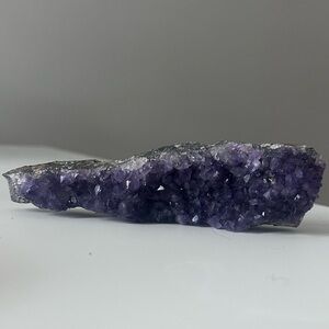 Unique amethyst crystal sliver